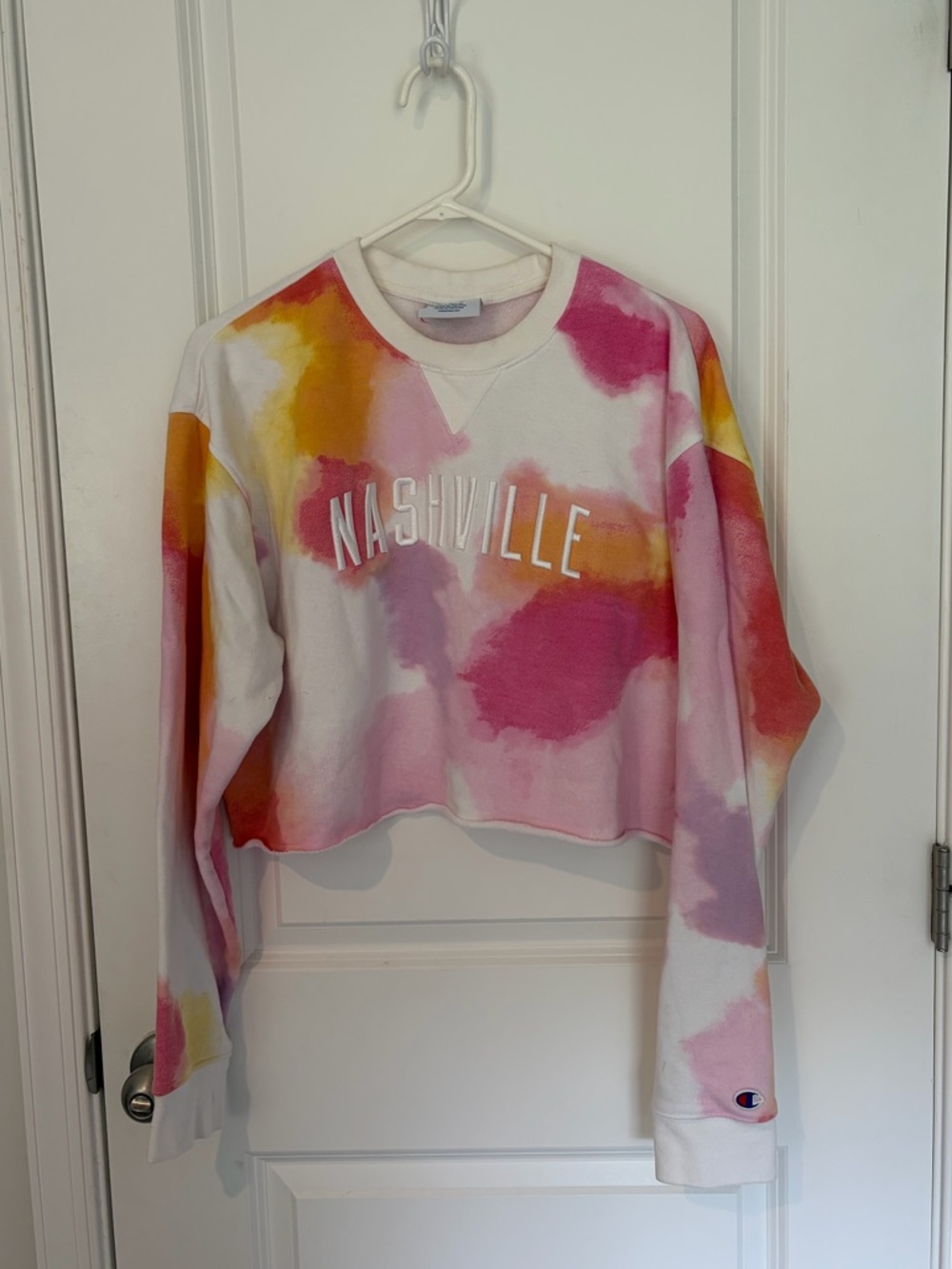 Champion “Nashville” White Tie Dye Cropped Crewneck Sweatshirt